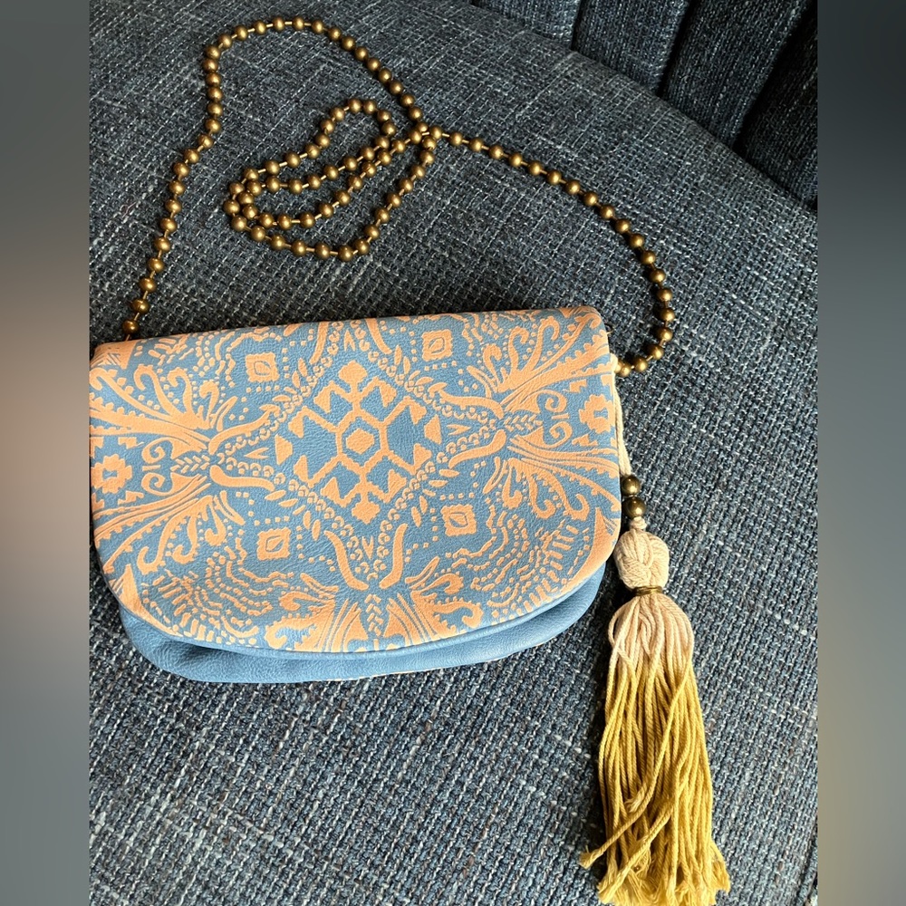 T-Shirt & Jeans Crossbody Purse